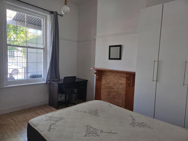 To Let 5 Bedroom Property for Rent in Woodstock Western Cape